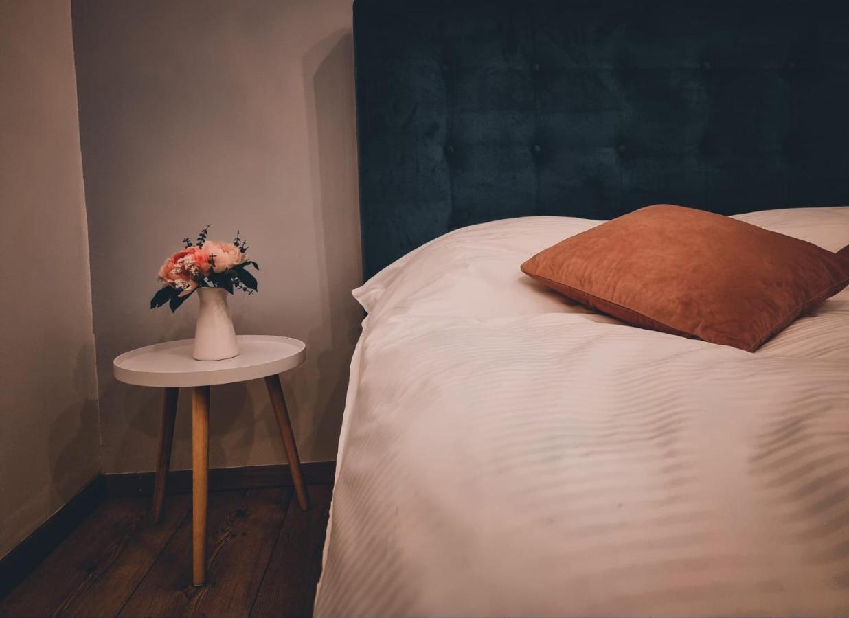 Home Central Apartment บราชอฟ ภายนอก รูปภาพ