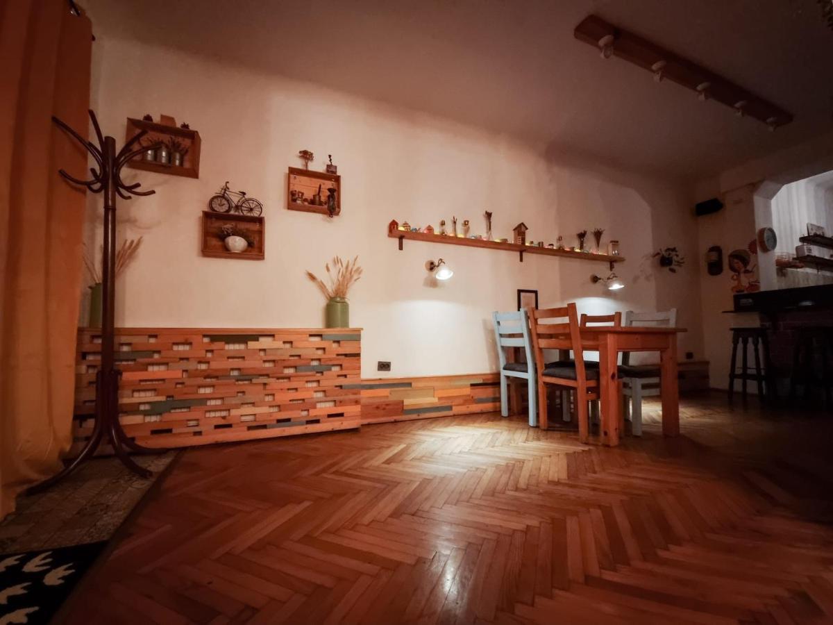 Home Central Apartment บราชอฟ ภายนอก รูปภาพ