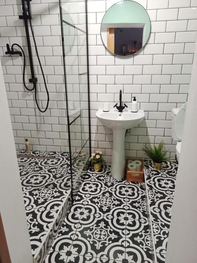 Home Central Apartment บราชอฟ ภายนอก รูปภาพ